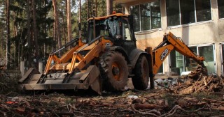 Расчистка участка Лангепас, цена от 5283 руб.